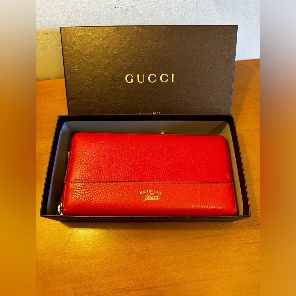 Gucci Orange/Pink Two-Tone Pebble Leather Zip Wallet w/ box. EUC. - Picture 1 of 14